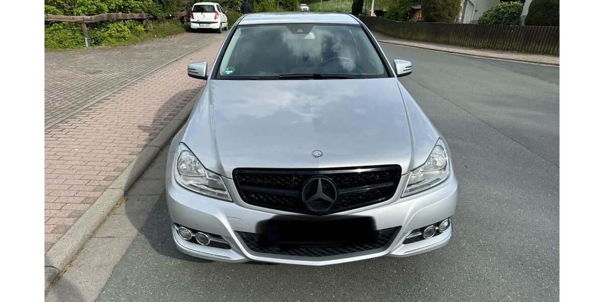 Mercedes-Benz C 250 213.000 km 11.300 &euro; Usingen 61250