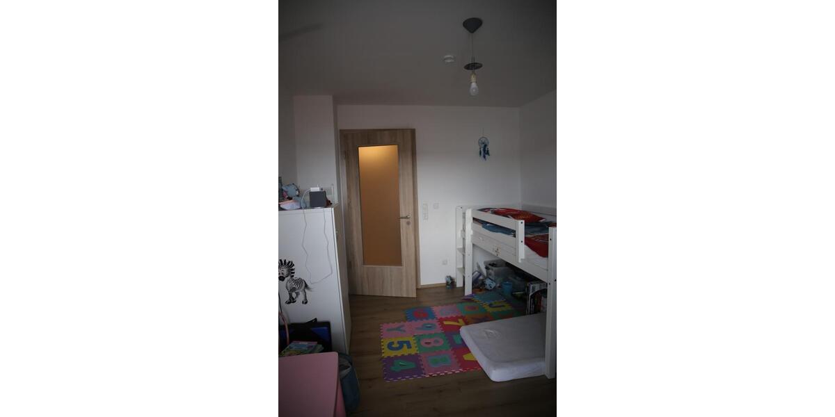 Etagenwohnung Pfarrkirchen - 5 Zimmer, 124 m&sup2;, 1.200&euro; | Angebot:26416409