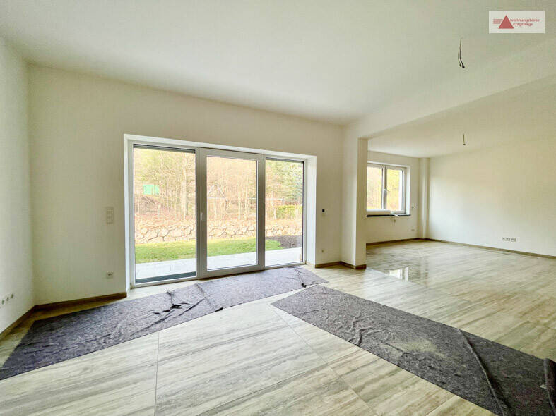 Doppelhaushälfte Dippoldiswalde / Schmiedeberg Dippoldiswalde - 4 Zimmer, 174 m&sup2;, 1.500&euro; | Angebot:26156714