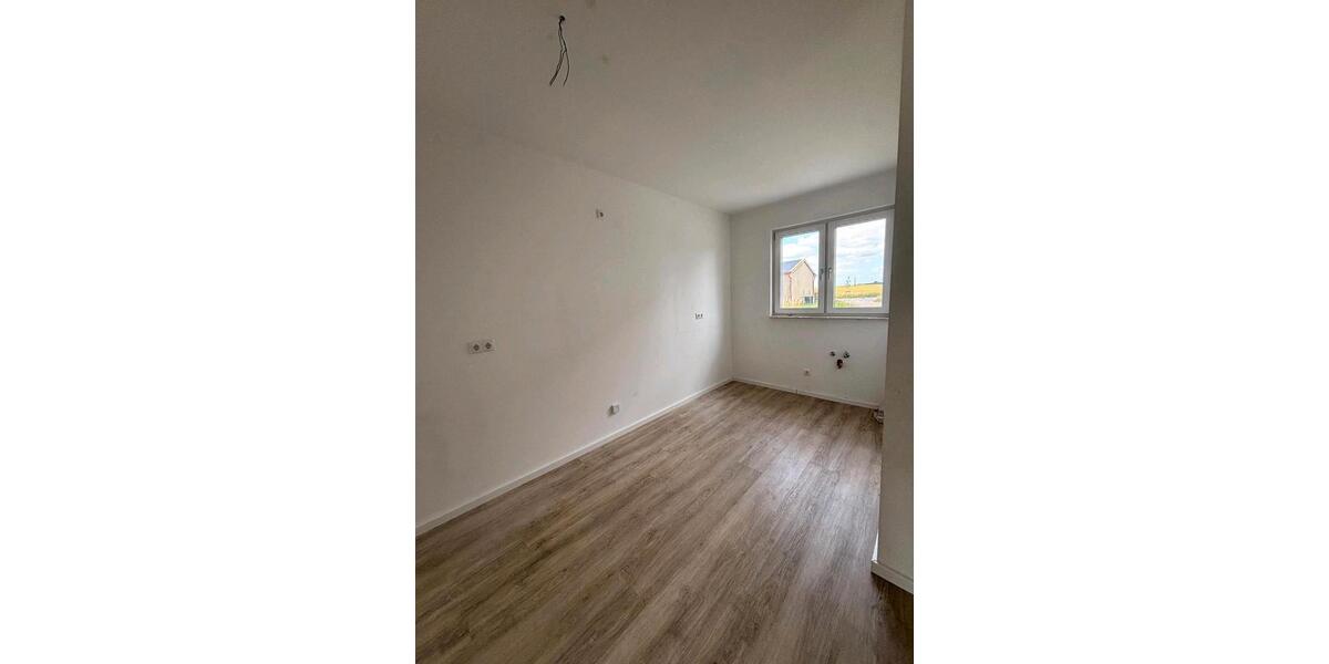 Etagenwohnung Laage - 5 Zimmer, 145 m&sup2;, 1.350&euro; | Angebot:25047904