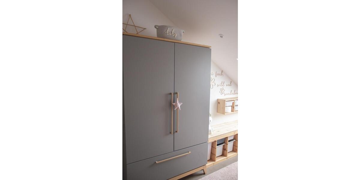 Exklusive Dachgeschosswohnung mit 54 qm Dachterasse 3 zimmer