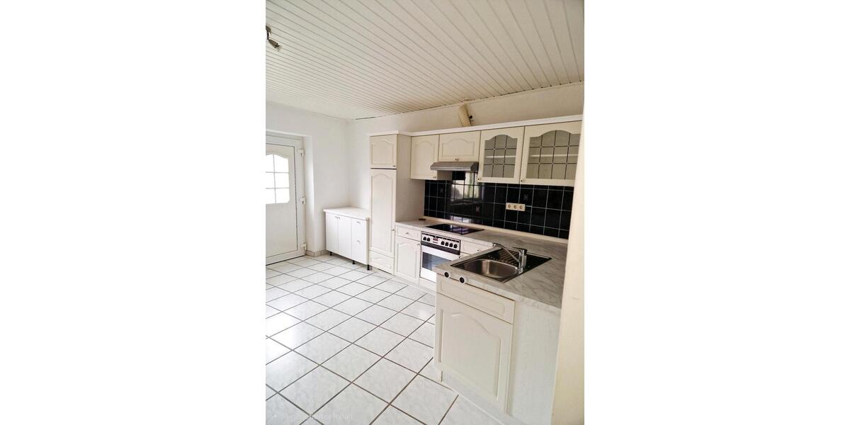 Einfamilienhaus Trierweiler - 10 Zimmer, 460 m&sup2;, 429.000&euro; | Angebot:27055293