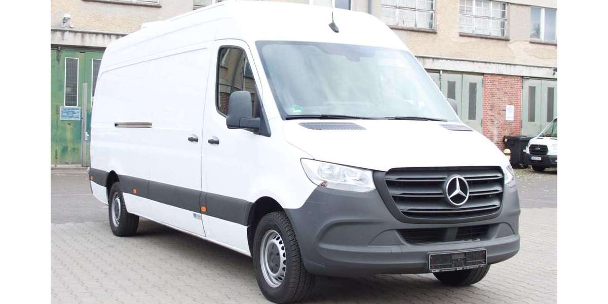 Mercedes-Benz Sprinter 325.100 km 20.490 &euro; Berlin 13587