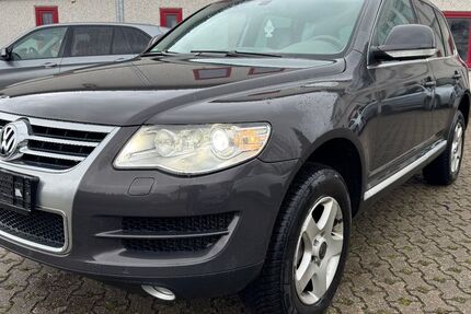 VW Touareg 284.000 km 3.890 &euro; Eschweiler 52249