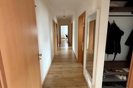Wohnung Augustdorf - 4 Zimmer, 105 m&sup2;, 1.000&euro; | Angebot:26414685