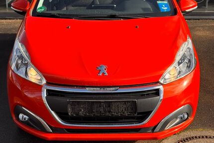 Peugeot 208 66.650 km 5.500 &euro; Empfingen 72186