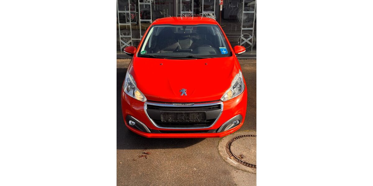 Peugeot 208 66.650 km 5.500 &euro; Empfingen 72186