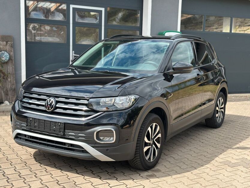 VW T-Cross 82.200 km 16.490 € Ahorntal 95491