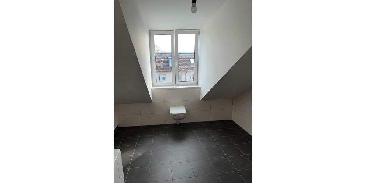 Dachgeschoßwohnung Erding - 2 Zimmer, 51 m&sup2;, 776&euro; | Angebot:26641673