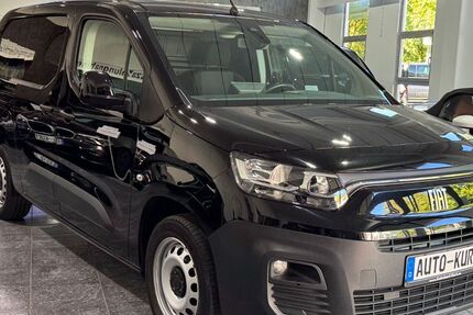 Fiat Doblo 213.891 km 9.800 &euro; München 81829