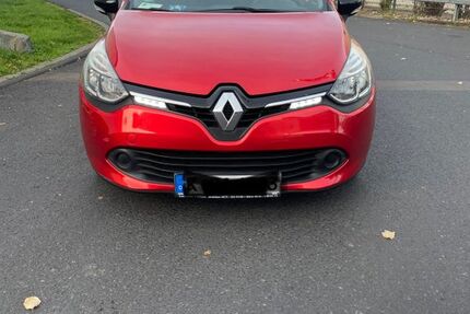 Renault Clio 65.500 km 9.450 &euro; köln 51103