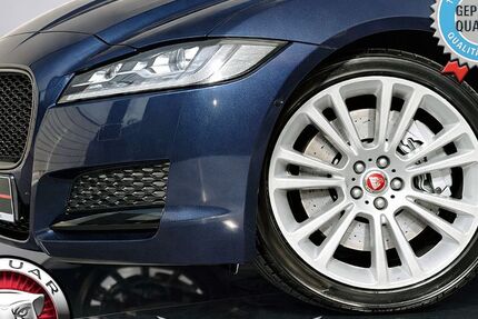 Jaguar XF 122.597 km 18.490 &euro; Düsseldorf 40625