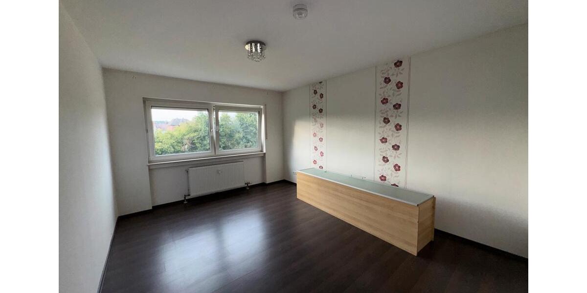 Etagenwohnung Lollar - 3.5 Zimmer, 85 m&sup2;, 255.000&euro; | Angebot:27294686