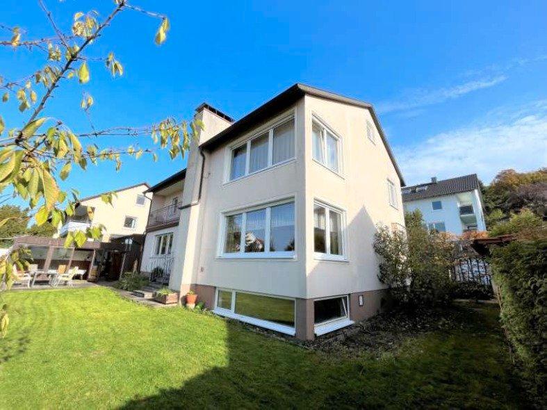 Einfamilienhaus Dittelbrunn - 7 Zimmer, 220 m&sup2;, 875.000&euro; | Angebot:26795473