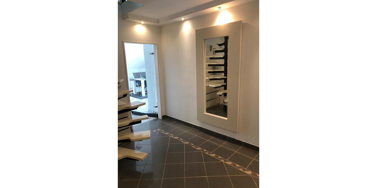 Dachgeschoßwohnung Dortmund Huckarde - 1 Zimmer, 100 m&sup2;, 900&euro; | Angebot:26288143