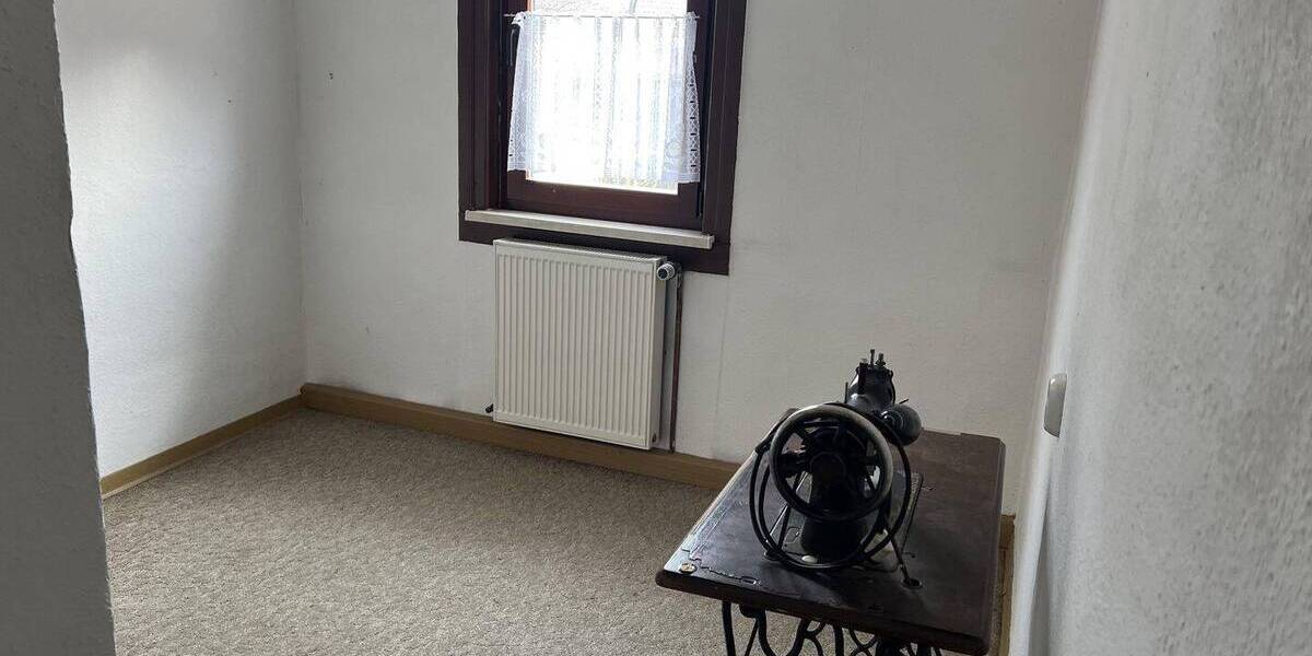Mehrfamilienhaus, Wohnhaus Buttstädt - 1 Zimmer, 326 m&sup2;, 175.000&euro; | Angebot:26160718