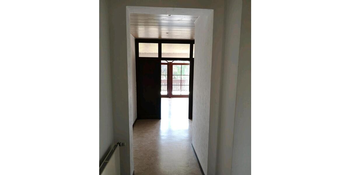 Etagenwohnung Diemelstadt - 3 Zimmer, 95 m&sup2;, 600&euro; | Angebot:26135599