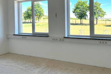 Büro mit Lagerfläche und Weitblick zimmer