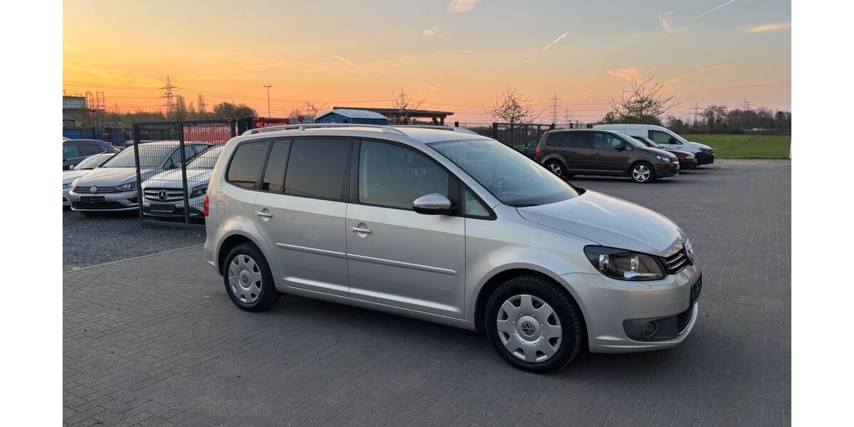 VW Touran 139.000 km 8.999 &euro; Wesseling (bei Köln) 50389