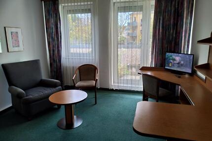 Möbliertes Apartment + TG-Stellplatz von privat