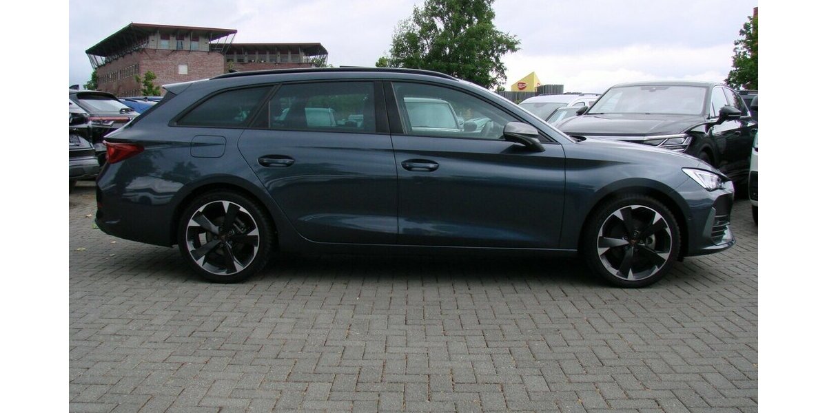 Cupra Leon ST eTSi ACC Panorama Vision Plus LED Beats 5.999 km 26.980 &euro; Falkensee 14612