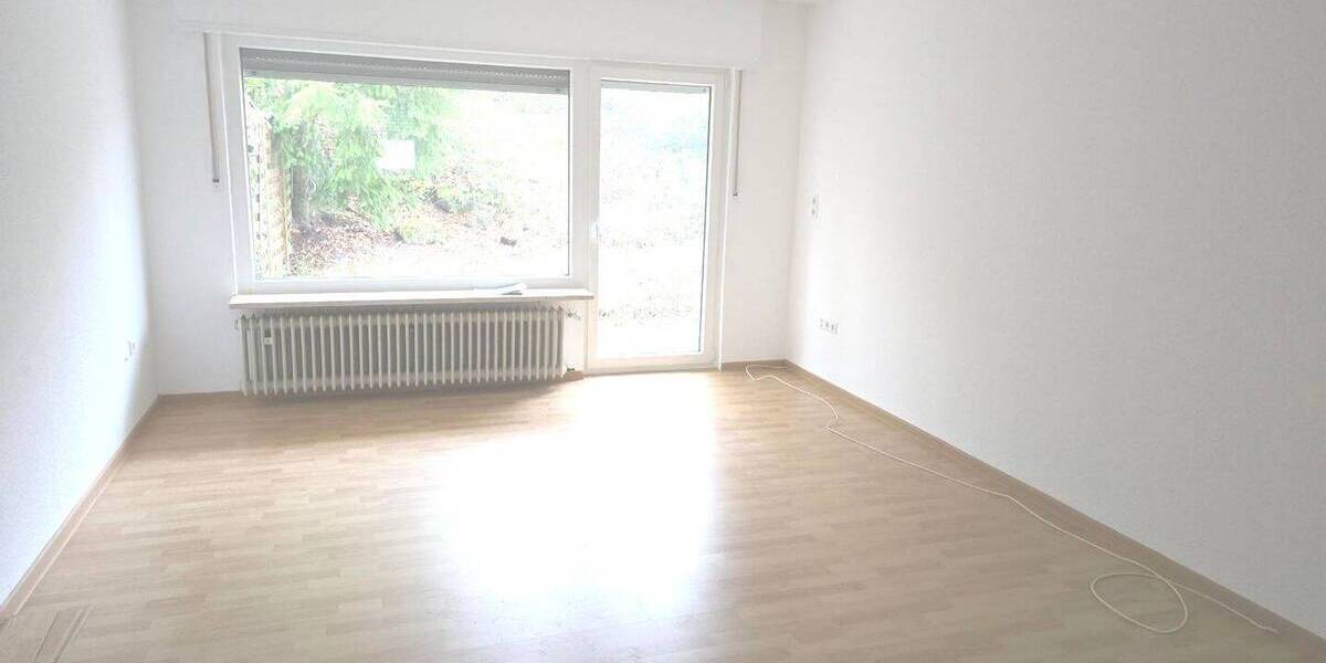 Etagenwohnung Pirmasens Ruhbank - 3 Zimmer, 75 m&sup2;, 585&euro; | Angebot:26840821