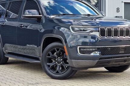 Jeep Wagoneer
