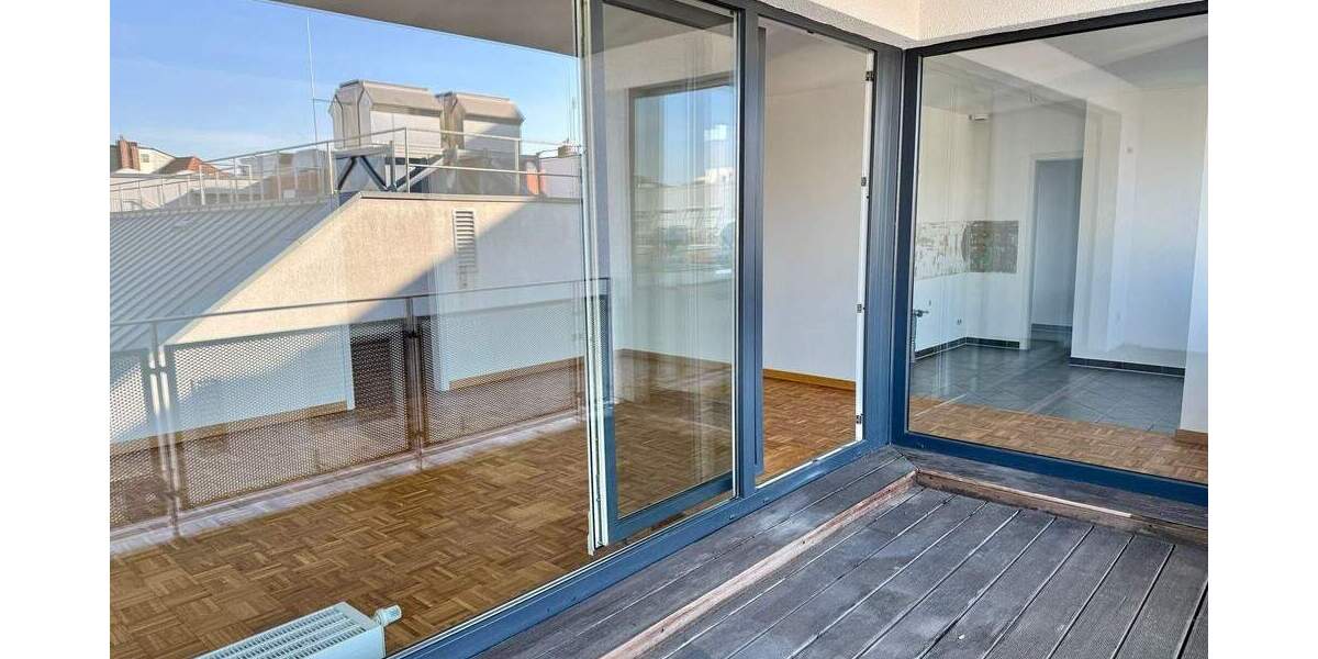 Etagenwohnung Oldenburg Innenstadt - 3 Zimmer, 96 m&sup2;, 1.152&euro; | Angebot:23017460