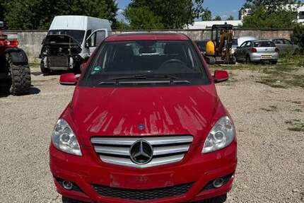 Mercedes-Benz B 180 303.000 km 1.000 € Trier 54294
