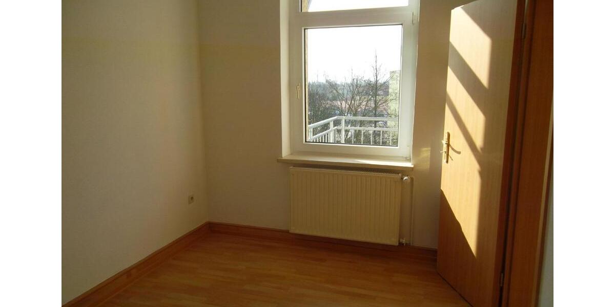 Gewerbeobjekt Zwickau Zwickau-West - 3 Zimmer, 73 m&sup2;, 415&euro; | Angebot:26071852