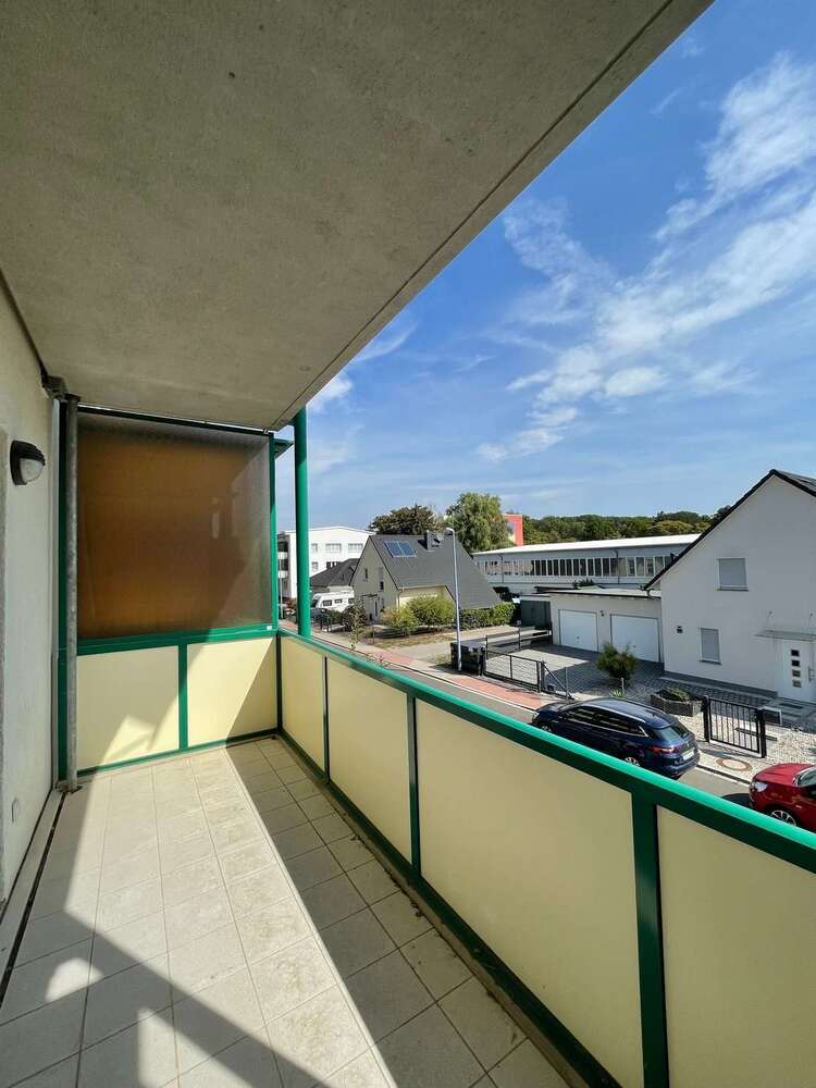 Wohnung zum Mieten in Böhlen 345,78 € 38.42 m²