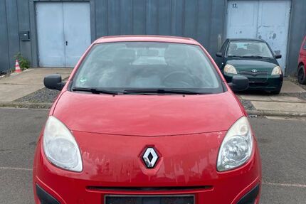Renault Twingo 123.315 km 1.499 &euro; Hanau 63457