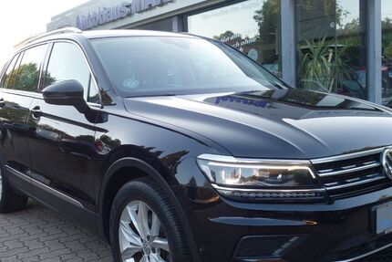 VW Tiguan 106.885 km 20.999 &euro; Hamburg 22143