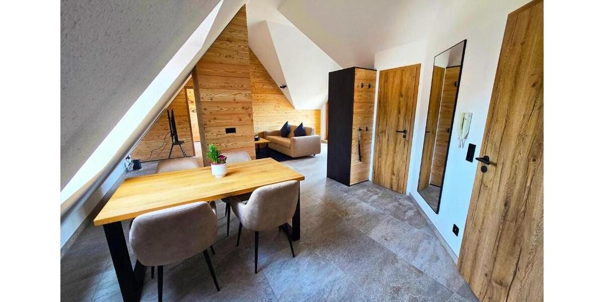 Dachgeschoßwohnung Meersburg - 2 Zimmer, 52 m&sup2;, 359.000&euro; | Angebot:26764455