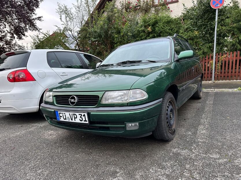 Opel Astra 153.382 km 2.900 € Zirndorf 90513