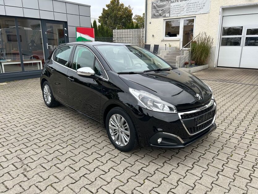 Peugeot 208 67.750 km 9.800 € Burgau 89331