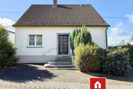 Gepflegtes Einfamilienhaus in Zentrumsnähe von Hachenburg! 6 zimmer