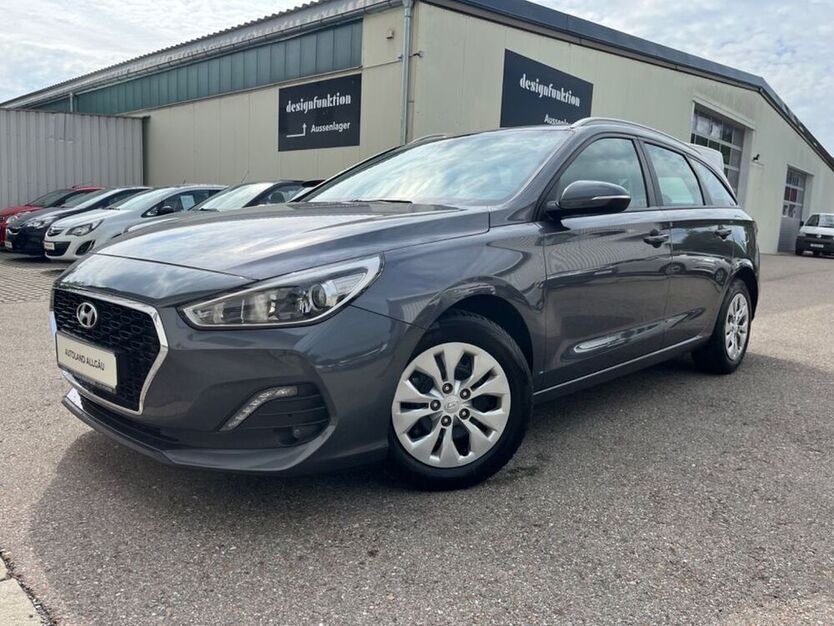 i30
