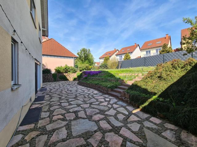 Freistehendes modernes Komforthaus mit viel Platz in Hütschenhausen - Einfamilienhaus Hütschenhausen Katzenbach | Angebot:26991802