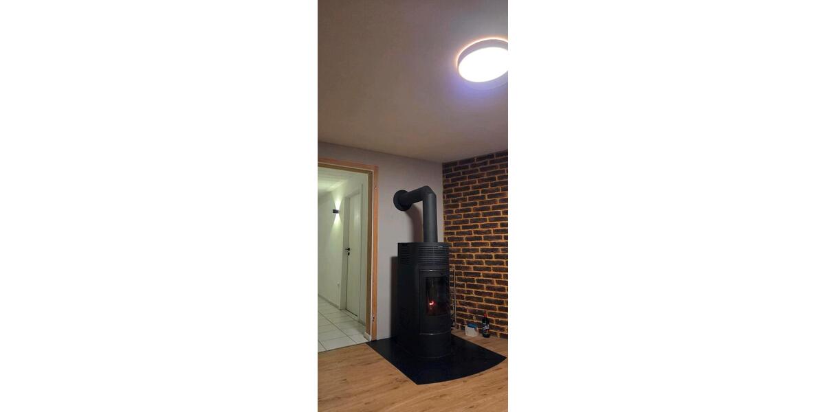 Etagenwohnung Laichingen - 3.5 Zimmer, 80 m&sup2;, 1.150&euro; | Angebot:26505600