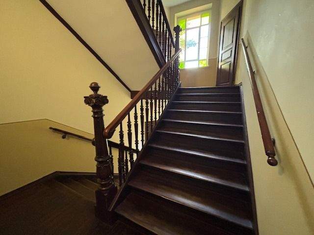 * Dölitz * 2 Zimmer * KücheBad mit Fenster * Wanne * EBK