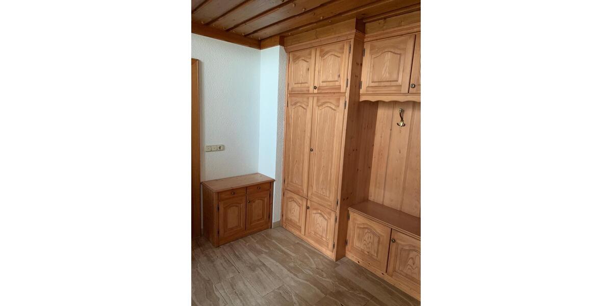 Grosszügiges Einfamilienhaus zur Miete ab 042026 9 zimmer