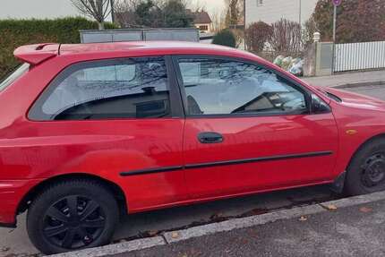 Mazda 323 170.000 km 700 &euro; Taufkirchen 82024