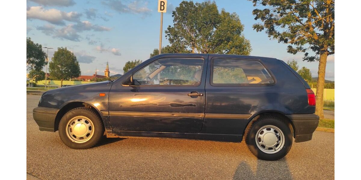 VW Golf 139.000 km 1.450 &euro; Rheinmünster 77836