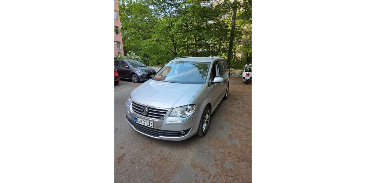 VW Touran 227.000 km 4.400 &euro; Berlin 12351
