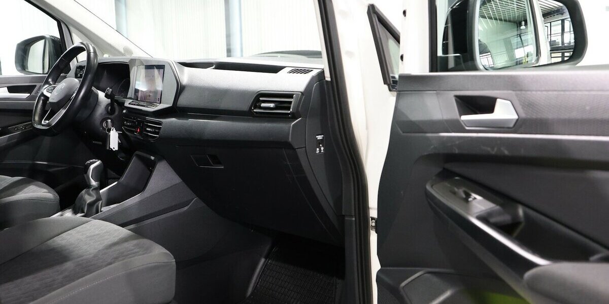 VW Caddy Maxi KOMBI 2.0 TDI 4M LIFE IQ ALLRAD OPTIK 95.000 km 29.881 &euro; Hamm 59077