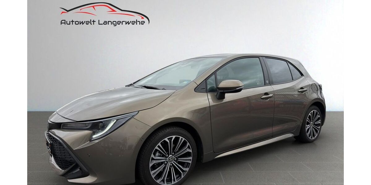Toyota Corolla 21.881 km 21.999 &euro; Langerwehe 52379