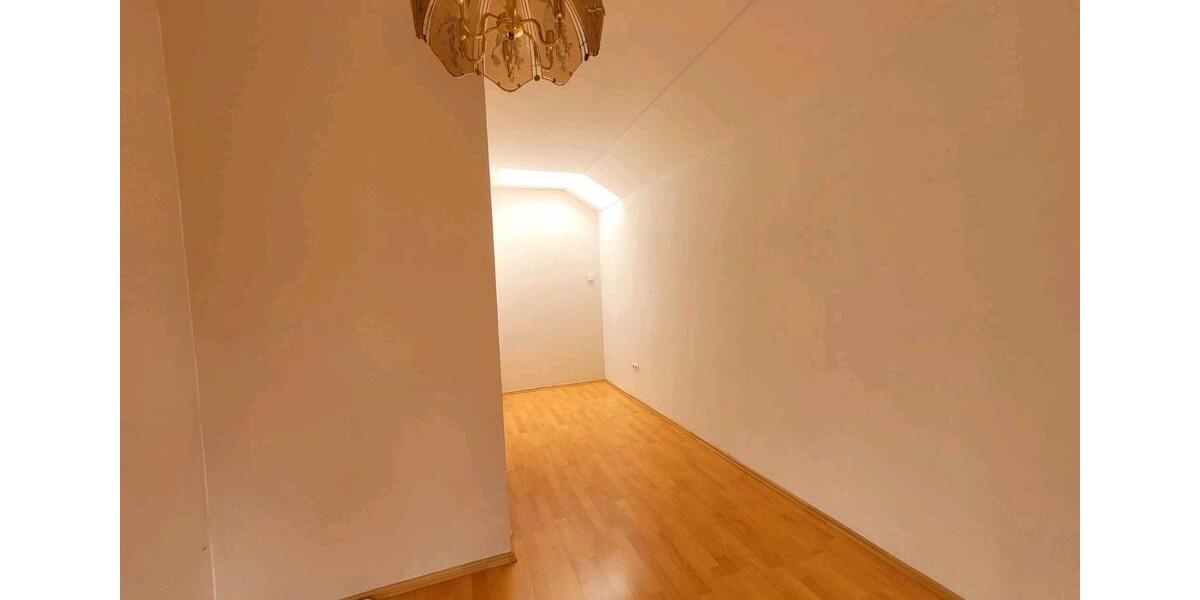 Maisonettenwohnung Ludwigsfelde - 3 Zimmer, 84 m&sup2;, 1.300&euro; | Angebot:25874077