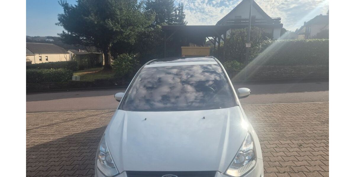 Ford S-Max 242.000 km 7.200 &euro; Saarburg 54439