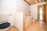 Zweifamilienhaus mit großem Grundstück 8 zimmer
